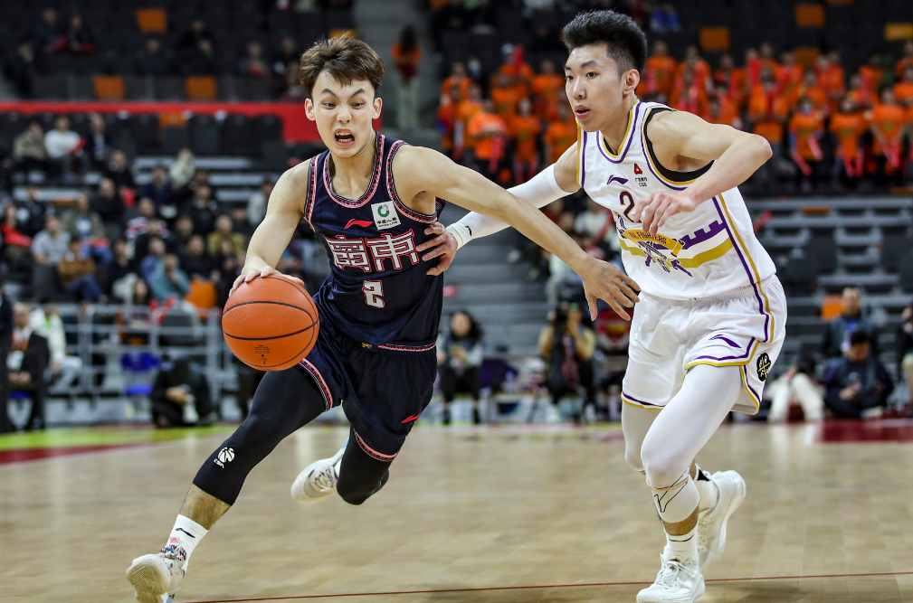 V5力克CLG,Viper团战一打五焦点之战淘汰赛,留下经典瞬间 V5力克CLG,Viper团战一打五焦点之战淘汰赛,留下经典瞬间