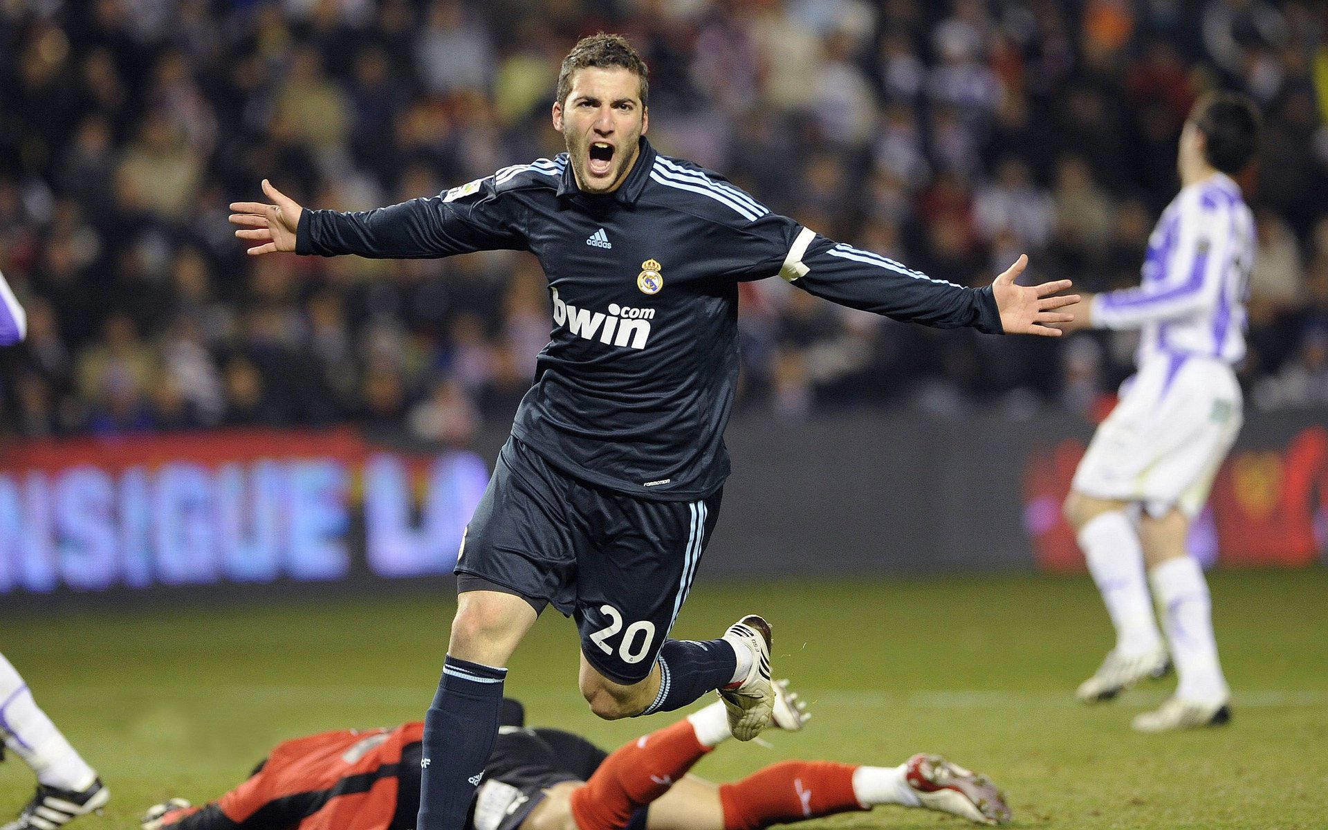 开云体育官网-浓眉打崩勇士内线！凯尔特人赢球关键，他才是绿军最稳基石